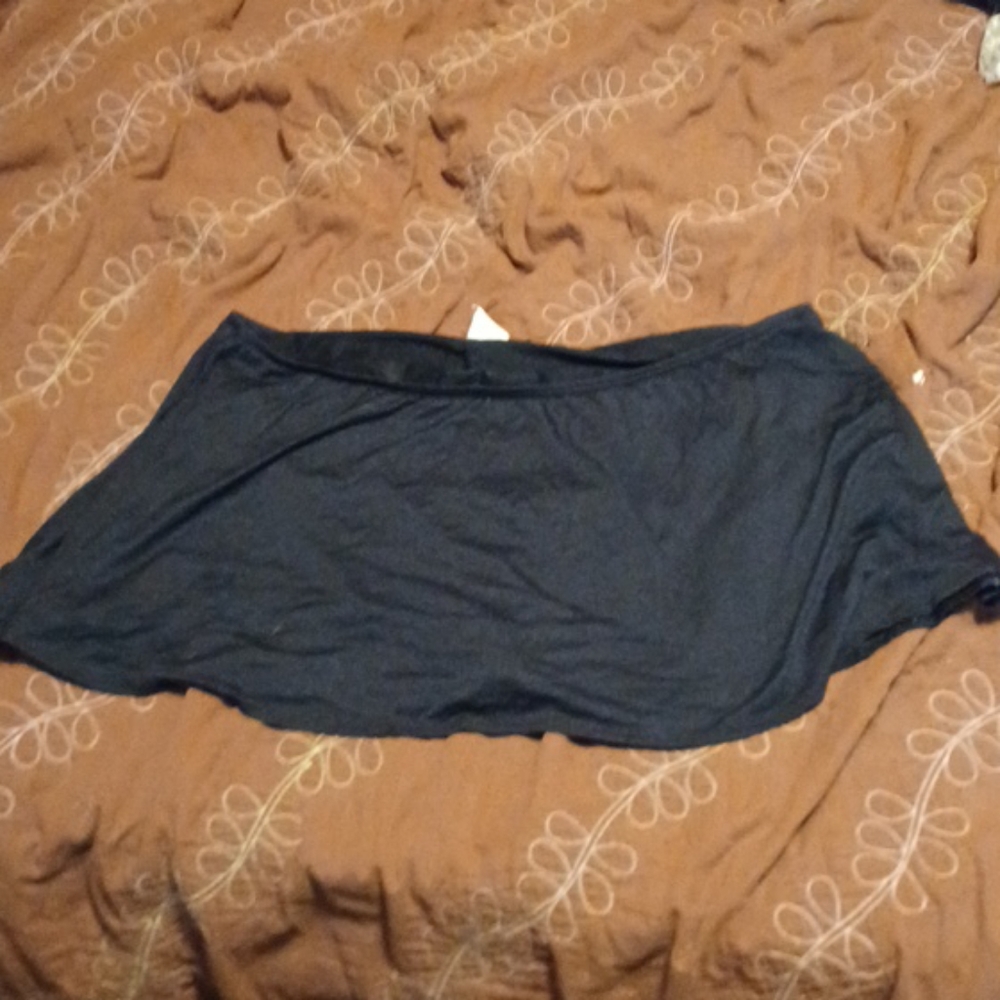 Catalina swim skirt size 2x (18 to 20)